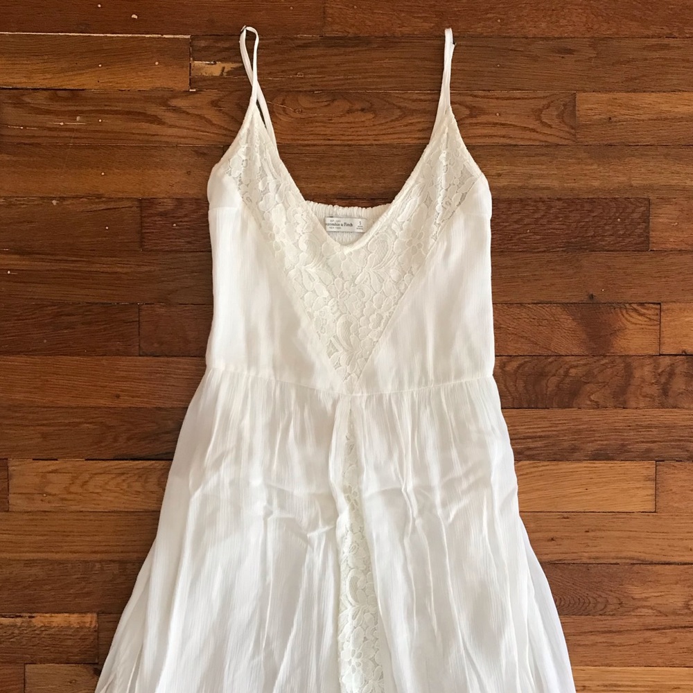 COPY - Abercrombie & Fitch Lace Vintage-Looking M…